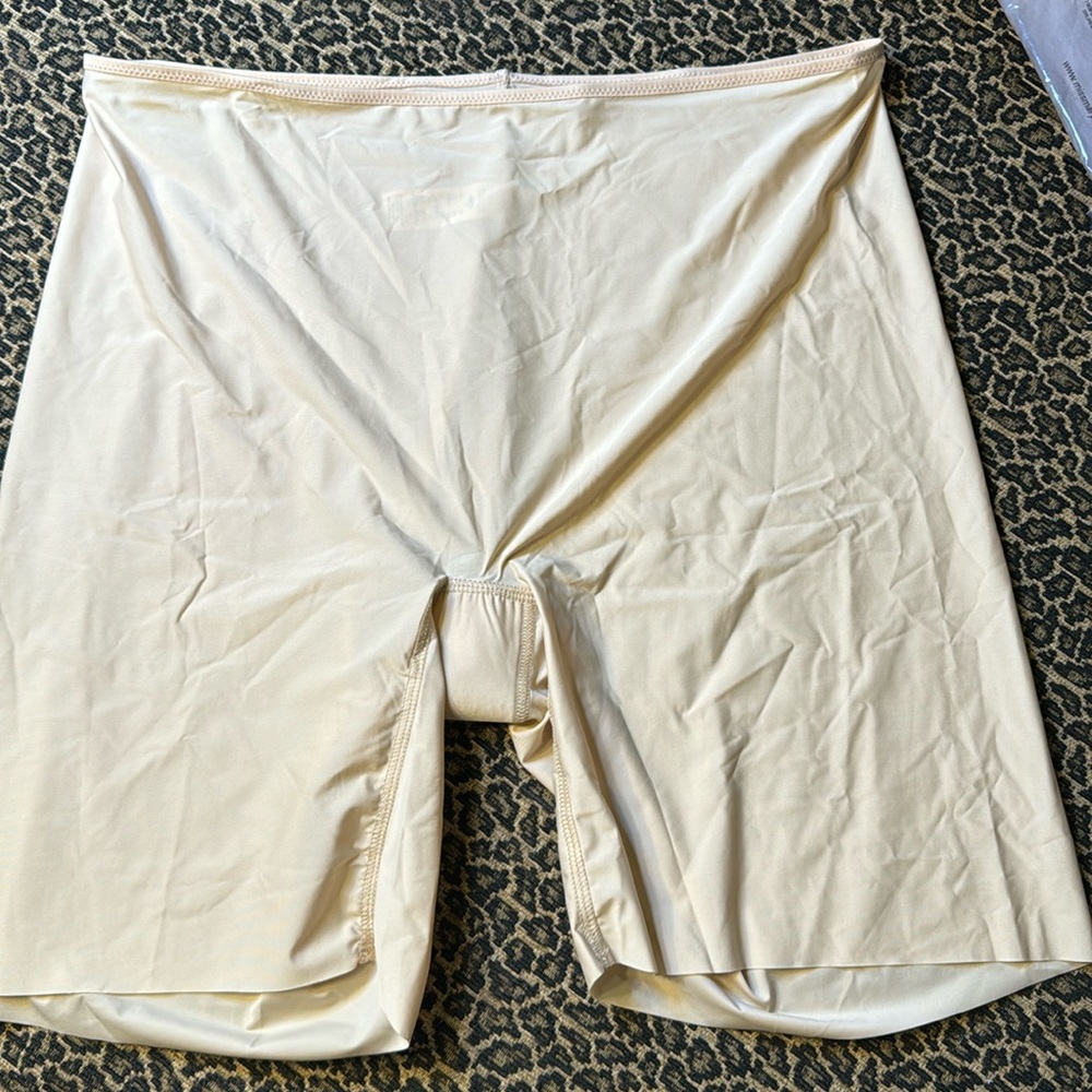 Miss Mary of Sweden Miss Mary Cool Sensation 4070 briefs with legs